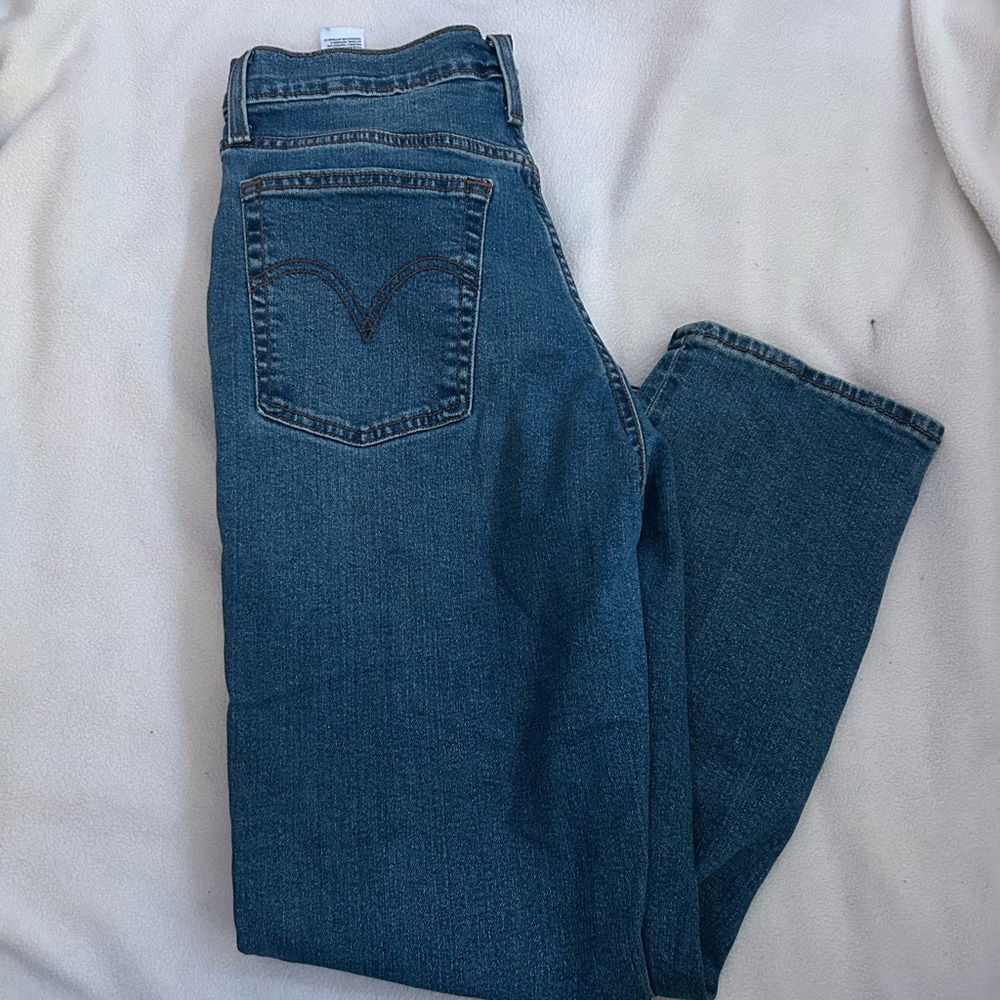 Levi's Women's Straight Blue Jeans